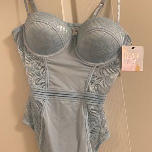 NWT, woman’s sleepwear lingerie, so cute and comfortable, size L